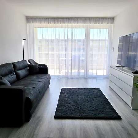 Apartment Pearl Dingi